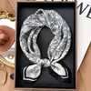 Novo Estilo Lenço Quadrado Pequeno 70cm Lenço Quadrado de Cetim Coreano Lenço de Seda Xale Pequeno Decorativo Feminino Lenço de Pescoço Vários Estilos Atacado