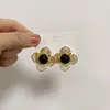 Pendientes Vintage Franceses Vintage Chapados en Cobre Oro Real Lujo Ligero Alto Elegante Nicho Marcado con Flor Pendientes Antiguos Medios