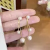 Aretes de Flor de Perla Coreanos para Mujer, Aretes de Lujo Ligero y de Alta Gama, Estilo Nuevo, Moda de Nicho, Aretes Versátiles al por Mayor