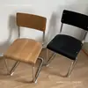 Silla de comedor de diseño silla de comedor para el hogar silla de madera curvada respaldo simple moderno retro silla de arco de metal negro