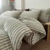 Nuevo Juego Sencillo de Invierno Espeso de Leche Polar Ropa de Cama Cuatro Piezas Funda Nórdica con Borde de Concha de Polar de Coral Sábana Plana Sábana Ajustable Juego de Tres Piezas