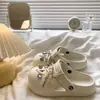 Sandalias de verano para mujer 2025 nuevo modelo, con suela blanda perforada, para uso en exteriores, de EVA, con plataforma para aumentar altura, suela gruesa, antideslizantes, resistentes al olor, resistentes al desgaste, de punta cerrada
