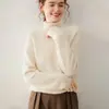 Estilo suave e relaxado, suéter de cashmere de gola alta para mulheres, outono e inverno, com padrão de tricô texturizado, espessado para aquecimento e projetado como uma camada base