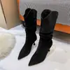 Botas con Capas Volantes para Mujer 2026 Estilo Coreano Invierno de Moda Nuevas Sexy Tacón de Aguja Punta Fina Botines con Forro de Terciopelo Botas Altas