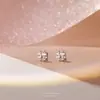Brincos Quadrados Vazados Geométricos Pequenos de Prata Esterlina S925 Moda Dongdaemun Brincos de Linha Jogo da Velha Fabricante Atacado Feminino