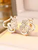 Pendientes de Flor Calada en Forma de Corazón con Diamantes, Estilo Dulce y Lujoso, Pendientes Delicados y Elegantes con Diamantes, Temperamento Único y Suave, Exquisita Joyería para Orejas