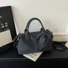 Bolsa de mano casual estilo retro europeo y americano para mujer, gran capacidad, adecuada para el trabajo y los desplazamientos, bolso de hombro o bandolera versátil para otoño