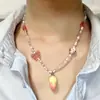 Estilo nuevo de primavera y verano, cadena para clavícula con colgante de florcitas de colores, collar para mujer con colgante de manzana roja lindo