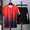 Camiseta Masculina de Manga Curta Marca Fashionável Seda de Gelo ins2024 Verão Estilo Coreano Fashionável Camiseta de Meia-manga Degradê Roupas Casuais