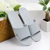 Nuevo Estilo de Pantuflas de Hotel para el Hogar y el Baño que se Sienten como Pisar Mierda, Pantuflas de Casa Antideslizantes para Hombre y Mujer de Verano para Entrega