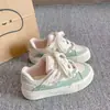Zapatillas Populares de Lazo para Mujer, Nuevos Zapatos Versátiles de Nicho 2026, Zapatillas Blancas de Suela Gruesa, Zapatillas de Nicho Estilo Pan