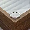 Anillo Abierto Ajustable Rosa Lindo Estilo Dulce Fresco Lujo Ligero Completo de Diamante Zirconia Diseño de Nicho Anillo de Gama Alta para Mujeres