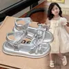 Zapatos para Niñas Sandalias de Princesa para Niños Estilo Nuevo Verano 2026 para Niñas Mayores y Niños Pequeños, Suela Suave, Elegantes, Modernos, Versátiles