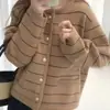 Casaco Suéter Listrado Dopamina Retrô Outono/Inverno 2026 Novo Tendência Gola Redonda Tricô Grosso Cardigã Moda Feminina