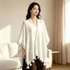 Elegante chal liso para mujer, moderno y versátil cárdigan de punto estilo étnico con flecos, adecuado para usar en capas como capa o chal