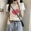 Camiseta Blanca de Algodón Puro para Mujer Diseño Hombro Derecho Manga Corta Verano Estampado de Letras Cintura Alta Top Sexy