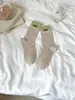 Calcetines Apilados Estilo Coreano Primavera 2026 con Etiqueta de Tela, Calcetines de Algodón Sencillos, Calcetines Transpirables de Media Pantorrilla para Mujer, Calcetines Sin Costuras Absorbentes de Sudor al por Mayor