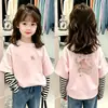 Camiseta infantil de manga longa listrada em patchwork, novo estilo primavera/outono, design de desenho animado, para crianças de tamanho médio e grande, casual, corte solto, algodão puro, top de gola redonda