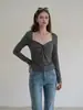 Camiseta de manga larga a rayas ummoi para mujer, nuevo estilo de otoño con diseño retorcido, única y de nicho, adecuada como capa base, top adelgazante