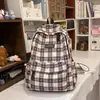 Mochila nueva de cuadros vintage para mujer, alto atractivo estético, estilo universitario, adecuada para estudiantes de secundaria y preparatoria, moderna y versátil, mochila de doble hombro estilo bosque