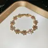 Collar Pulsera Set Colgante Flor Diamante Super Flash Estilo Palacio Francés Cadena Clavícula Lujo Ligero Joyería de Gama Alta para Mujeres