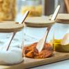 Venta al por mayor de fábrica traje de tarro de condimento de vidrio borosilicato bambú mopa con cuchara tarro de condimento de esencia de pollo caja de condimento de combinación creativa