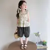 Conjunto de Verão para Meninas 2026 Novo Estiloso Roupas Finas de Verão para Crianças, Conjunto Casual Fashion de Duas Peças Sem Mangas para Bebês Meninas