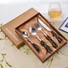 Juego de Regalo de Cubiertos Estilo Occidental de Acero Inoxidable con Mangos de Cerámica Nórdica de Lujo Ligero Seleccionados Cuidadosamente - Cuchillo, Tenedor y Cuchara para Filete para Uso en el Hogar