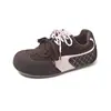 Zapatos de Entrenamiento Alemanes Atmosféricos para Mujer, Cuero Genuino, Estilo Nuevo de Primavera, Realce Interior, Suela Suave, Puntera Mango, Zapatos Deportivos Casuales Feos y Lindos