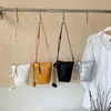Bolso Cubo de Gran Capacidad Nuevo de Verano 2026 Transfronterizo para Mujer, Estilo de Alta Gama, Bolso Cruzado Versátil para el Día a Día