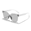 Gafas de sol cuadradas grandes sin montura Raine con diseño de remaches, Gafas de sol de una sola pieza de estilo de alta gama unisex