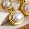 Pendientes Geométricos Elegantes de Moda Europeos y Americanos Acero Inoxidable Chapado en Oro de 18K Empalme de Perlas de Imitación Pendientes para Mujer Gama Alta