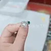 Anillo de Calcedonia Blanca Transparente Hielo Ovalado Completo Diamante Apertura Ajustable Lujo Ligero Gama Alta Calcedonia Incrustada