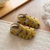 Sandálias Femininas Estilo Coreano, Sandálias Romanas de Bolinhas, Estilo Verão 2026, Sapatos de Princesa para Meninas, Sandálias de Praia Macias e Modernas