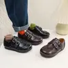 Nuevos Zapatos Infantiles Primavera y Otoño Estilo Británico Zapatos de Cuero para Niñas Suela Blanda Antideslizantes Mocasines Zapatos para Niños