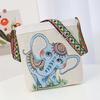 Bolsa de almuerzo estilo étnico al por mayor, bolso cruzado al hombro, mochila multifunción de elefante tejido de Xishuangbanna, bolsa para teléfono móvil