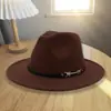 Chapéu Fedora Feminino de Lã com Blocos de Cor, Estilo Europeu e Americano para Primavera e Outono, Chapéu Jazz de Lã Personalizado em Jeans, Chapéu de Feltro Cavaleiro Estilo Retrô Britânico