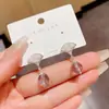 Moda Estilo Coreano Pendientes Pequeños de Abanico con Circonita Diseño de Nicho Temperamento Pendientes de Aguja Plateada Pendientes Simples Versátiles