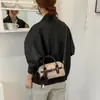 Bolso Boston retro de ante para mujer, nuevo estilo 2026, versátil, de alta gama, bolso nicho tipo almohada, bolso de hombro, bolso cruzado y bolso de mano