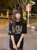 Camiseta de Algodón Puro con Bordado Digital Estampado de Leopardo Estilo Retro Americano para Hombres y Mujeres, Top Holgado de Manga Media de Verano para Parejas y Estudiantes