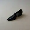 Primer Encuentro Temporada 2026: Zapatos de vestir sencillos estilo retro con un diseño chic y versátil, que presentan un tacón grueso y punta fina, una nueva colección de mocasines otoño/invierno