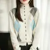 Suéter para mujer talla grande 2026 para otoño e invierno, con cuello semi-alto, un diseño sofisticado y se puede usar como capa interior o como cárdigan exterior