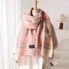 Cachecol Lenço Xadrez Clássico Quente Imitação de Caxemira com Textura de Areia Fina para Homens e Mulheres, Cachecol Quente e Fashionável de Outono e Inverno com Franjas para o Dia a Dia