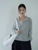 [Oufan] Tejido de punto con trenzado de lino Tencel, cuello de gaviota, top de manga larga nuevo de verano para mujer 11205
