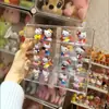 Cajas de Almacenamiento Lindas al por Mayor, Muñecos de Patito Amarillo y Gato KT, Figuras, Soporte de Exhibición de Almacenamiento Acrílico Transparente a Prueba de Polvo