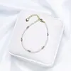 Pulsera de Piedra Natural Cuadrada y Conchas Marinas Redondas, Diseño Exquisito de Nicho, Pulsera Original Hecha a Mano con Amatista, Sensación de Alta Gama, Venta al por Mayor