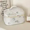 Bolsa de Cosméticos Acolchada de Conejo Blanco Estilo Coreano para Estudiantes Conejo Lindo Suave Portátil Bolsa para Artículos de Tocador de Viaje Bolsa de Almacenamiento