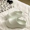 Zapatillas Baotou del mismo estilo que Zhao Lusi, nuevas zapatillas de chef para exteriores de otoño 2026, suela gruesa antideslizante, superventas, venta al por mayor transfronteriza
