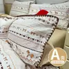 Juego de cama de cuatro piezas Clase A hecho de algodón puro tipo puff, sábana y funda de edredón estilo ins frescas y delicadas con borde de concha, juego de tres piezas para dormitorios de estudiantes