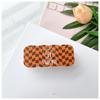 Funda para teléfono Wave Love clip trasero cordón de color contrastante clip ovalado inglés universal clip universal anti-pérdida